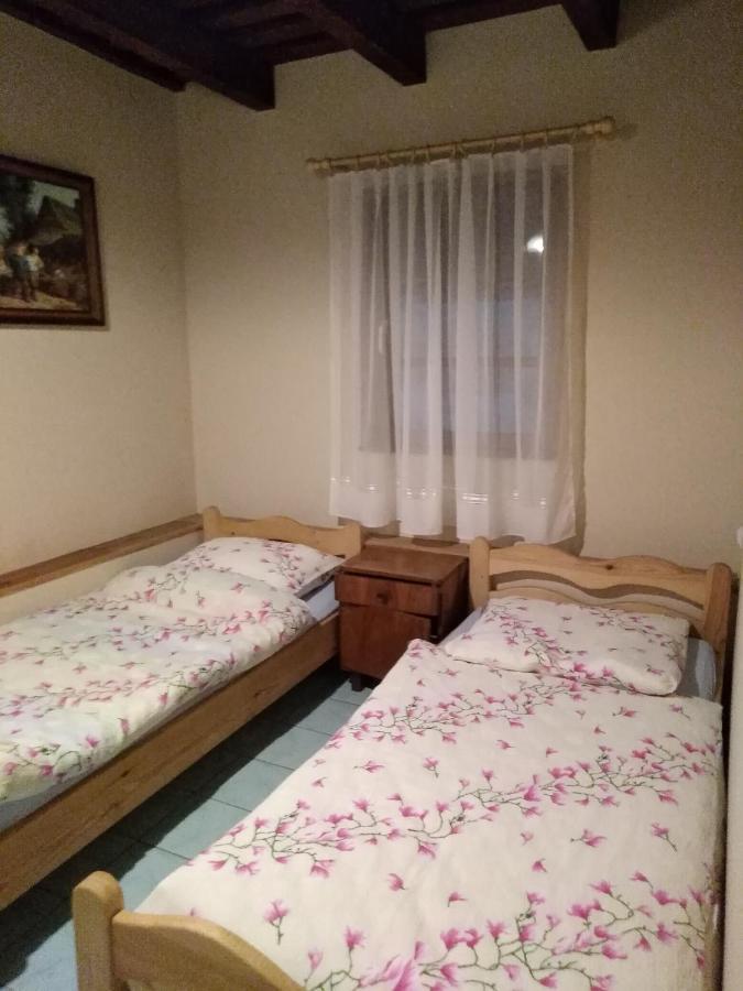 Agroturystyka W Ogrodach Sanok Exterior foto